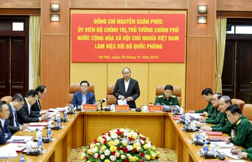 Thủ tướng Nguyễn Xuân Phúc làm việc với Bộ Quốc phòng