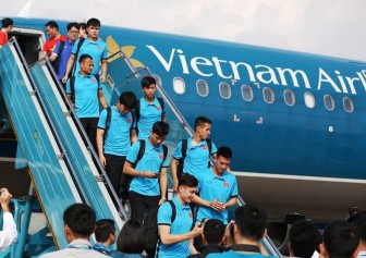 Đội tuyển Việt Nam về đến Hà Nội