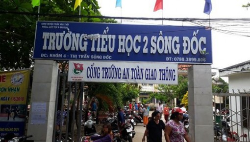 Vận động cả hộ nghèo đóng góp, trường tiểu học bị phản ứng dữ dội