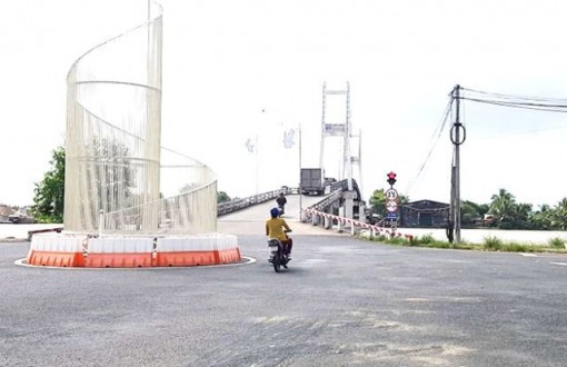 Thống nhất thu phí cầu Rạch Ráng qua sông Ông Đốc trong 20 năm