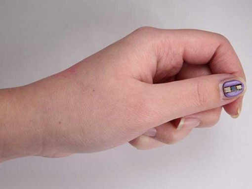 Cảm biến đeo trên tay không cần pin nhỏ nhất thế giới