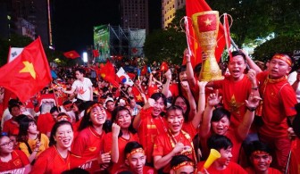 Việt Nam vô địch AFF Cup 2018: 10 năm chờ đợi, sung sướng tột cùng