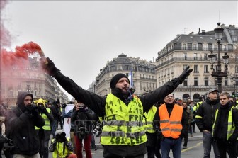 Pháp: Số lượng người biểu tình 'Áo vàng' giảm mạnh
