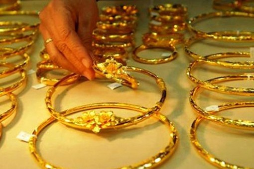 Giá vàng hôm nay 16-12: Giảm mạnh nhất 1 tháng qua