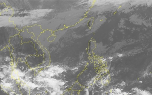 Không khí lạnh tăng cường cảnh báo lốc xoáy và gió giật mạnh