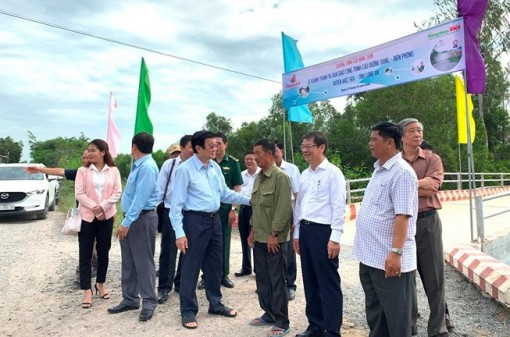Nguyên CTN Trương Tấn Sang mang cầu nông thôn đến người dân