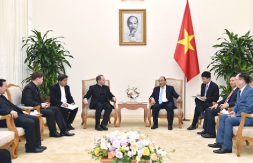 Thủ tướng tiếp Thứ trưởng Ngoại giao Toà thánh Vatican