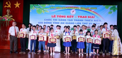 Trao 30 giải sáng tạo thanh, thiếu niên, nhi đồng