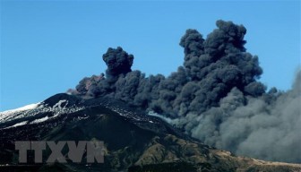 Núi lửa mạnh nhất Châu Âu thức giấc, Italy ban bố tình trạng khẩn cấp