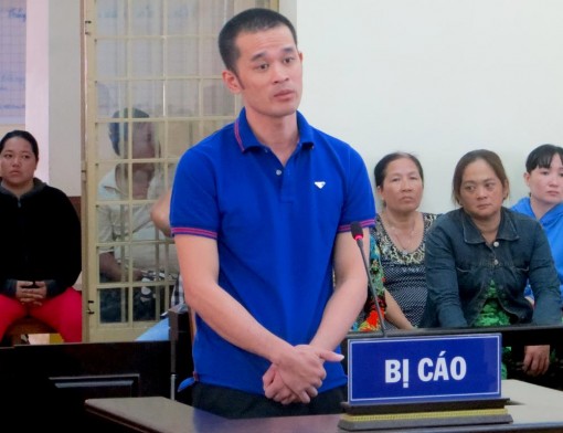 8 năm tù vì tội cướp giật