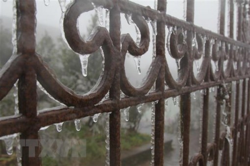 Bắc Bộ đón Tết Dương lịch 2019 trong rét hại, băng giá