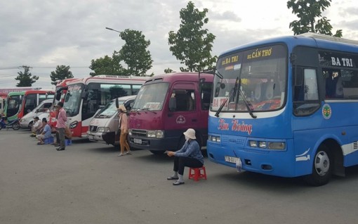 Chủ xe than vì mức giá xuất bến ở Cần Thơ tăng