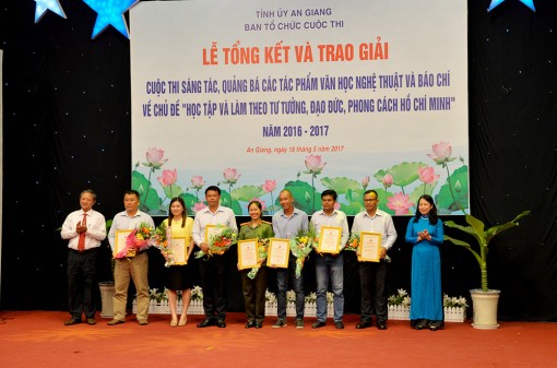 Đẩy mạnh hưởng ứng Cuộc thi sáng tác, quảng bá tác phẩm chủ đề học tập Bác
