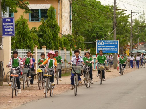 Long Kiến đạt chuẩn xã nông thôn mới