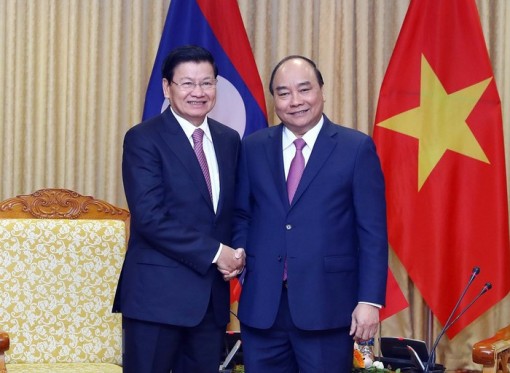 Hình ảnh hai Thủ tướng Việt-Lào chủ trì kỳ họp Ủy ban Liên Chính phủ