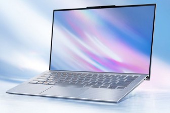 Asus tuyên bố ra mẫu laptop có màn hình mỏng nhất thế giới