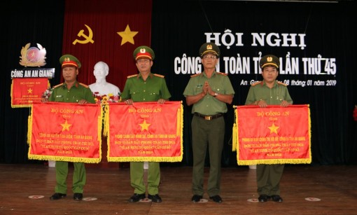 Phạm pháp hình sự giảm gần 21%
