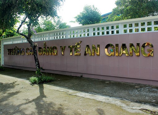 Phê duyệt đề án xây dựng và phát triển Trường Cao đẳng Y tế An Giang