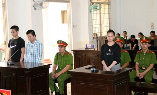 Mua bán, tàng trữ chất ma túy, lãnh án hơn 33 năm tù