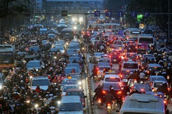 Dân số Việt Nam gần chạm ngưỡng 95 triệu người, đứng thứ 14 thế giới