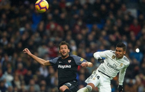 Casemiro ghi siêu phẩm, Real hạ đẹp Sevilla