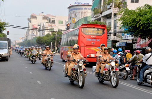 Tai nạn giao thông làm 2 người chết và bị thương