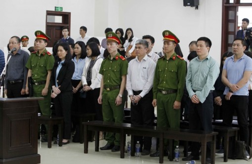 Hôm nay, 21-1, các cựu lãnh đạo công ty lọc hoá dầu hầu toà