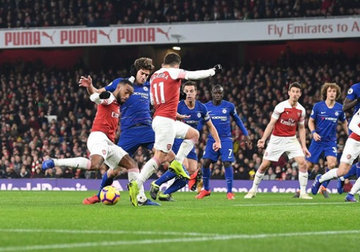 Cuộc đua tốp 4 Ngoại hạng Anh kịch tính hơn bao giờ hết