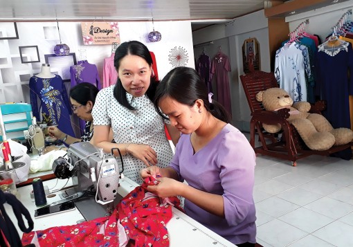 Dạy nghề cho người khuyết tật