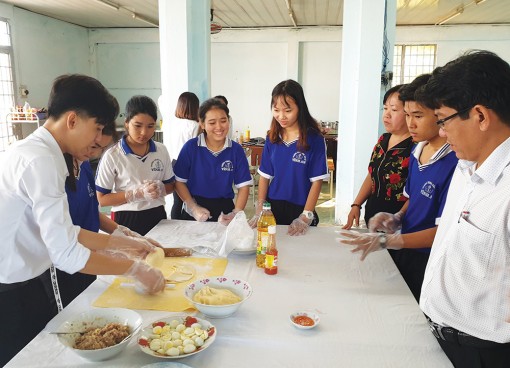 Một ngày làm sinh viên trường nghề