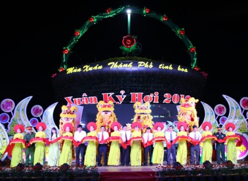 Lễ hội Hoa xuân “Sa Đéc - Thành phố tình hoa”