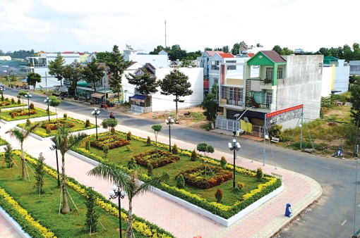 Phú Tân tự hào chặng đường 50 năm