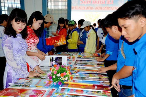 Tết xưa qua những trang viết cũ