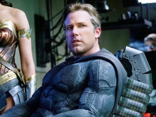 Warner Bros. bỏ Ben Affleck, muốn tìm một Người Dơi mới trẻ hơn