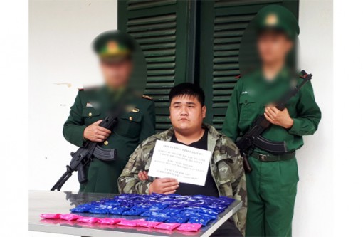 Vượt biên sang Lào mua ma túy đưa về Việt Nam tiêu thụ