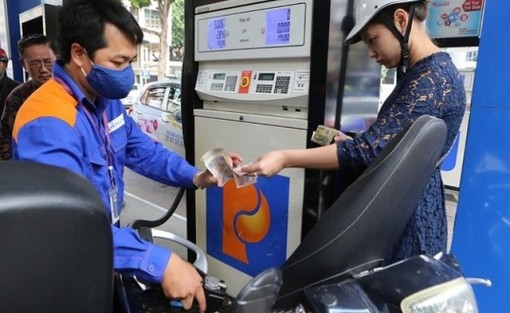 Giá xăng dầu được giữ ổn định sau Tết Nguyên đán Kỷ Hợi