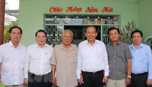 Phó Thủ tướng Trương Hòa Bình thăm các gia đình chính sách tại Cần Thơ