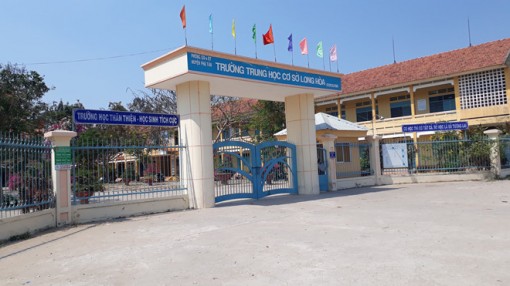 Vụ học sinh bị thầy giáo đánh ở Phú Tân: Đề nghị kỷ luật thầy giáo, hiệu trưởng