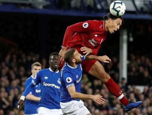 Hòa trong trận derby Merseyside, Liverpool mất ngôi đầu về tay Man City