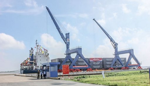 Logistics chưa xứng tầm