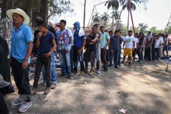 Mexico trao tư cách pháp lý cho hơn 13.000 người di cư Trung Mỹ