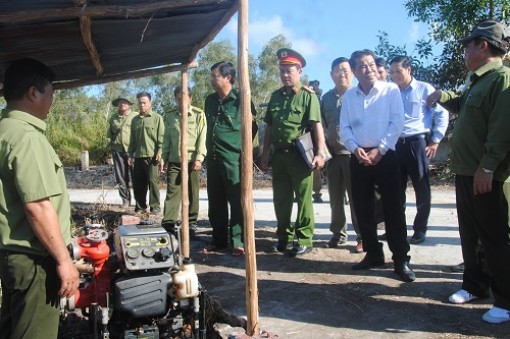 Khô hạn diện rộng, nguy cơ cháy hàng ngàn hécta rừng Cà Mau