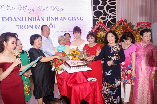 Hội nữ doanh nhân An Giang kỷ niệm 2 năm thành lập