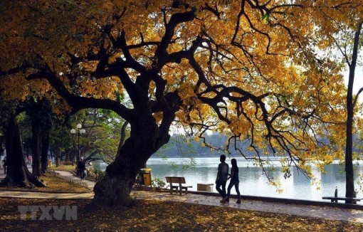 Bắc Bộ chỉ còn mưa lạnh về đêm, Nam Bộ có nơi nắng nóng