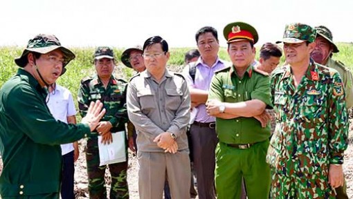 Miền Tây căng thẳng đối phó hạn, mặn