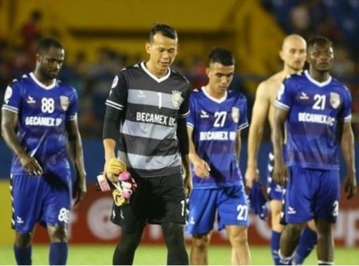 VFF mời công an điều tra trận thua khó tin của B.Bình Dương