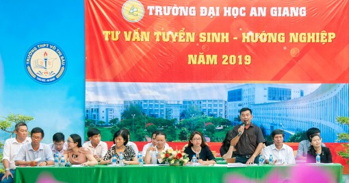 Trường Đại học An Giang:  Tư vấn tuyển sinh, hướng nghiệp tại Châu Đốc và Tịnh Biên