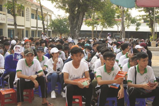 Tư vấn tuyển sinh trực tiếp