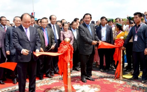 Sẽ nâng cấp cặp cửa khẩu Khánh Bình - Chrey Thom thành cửa khẩu quốc tế