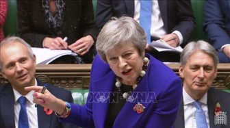 Thủ tướng Anh triệu tập họp kín khẩn cấp về Brexit